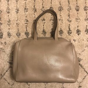 cuyana le sud leather weekender bag